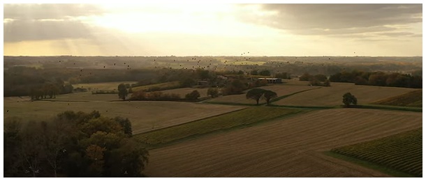 Sainte-Christie in de video 'Herfst in de Gers, deel 3' door Laurent Lainé.....