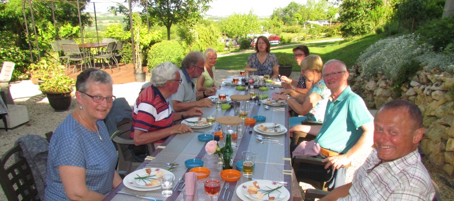 Table d´Hote - delicious evening dinner meal...