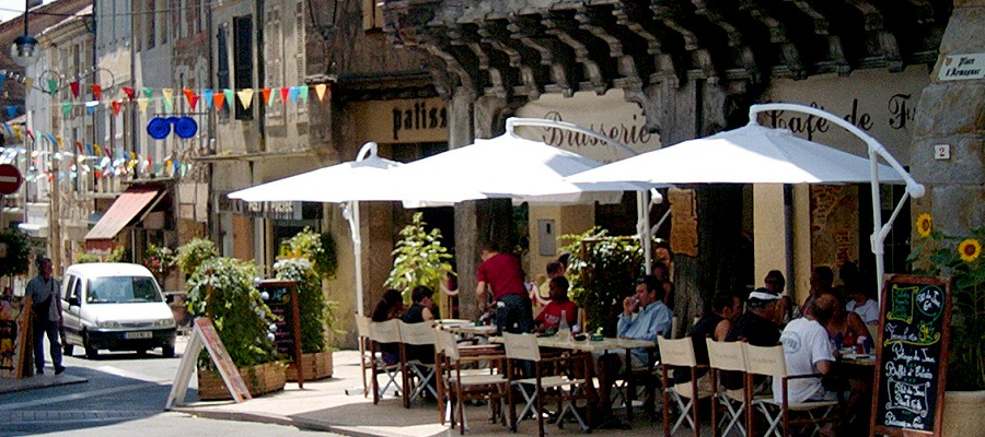 Enjoy the summertime at the terrace of Cafe de France in Eauze....