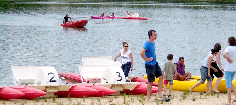 Watersporten op het Lac l´Uby...