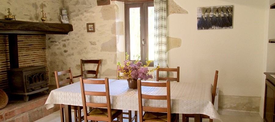 Gezellige huiskamer van de gite ´La Couture´...