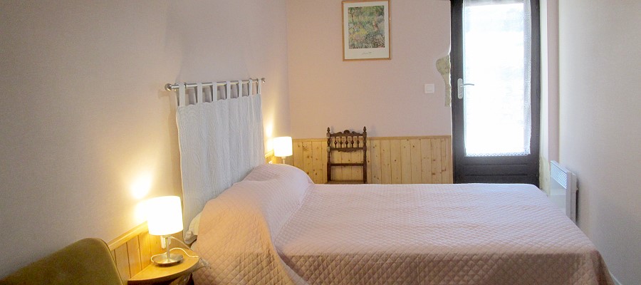 Tweede slaapkamer in de gite ´La Couture´...